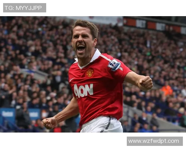 精美素描足球明星壁纸展现运动魅力与艺术之美的完美结合