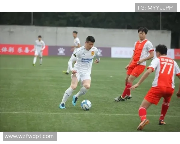 重庆足球明星云集谁是这座城市的绿茵传奇 重庆足球明星云集谁是这座城市的绿茵传奇